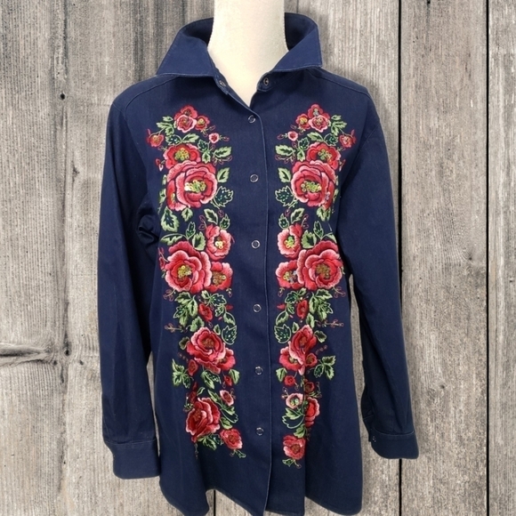 Victor Costa Occasions Medium Denim Embroidered & Sequins Snap Up Shirt EUC - Picture 11 of 11